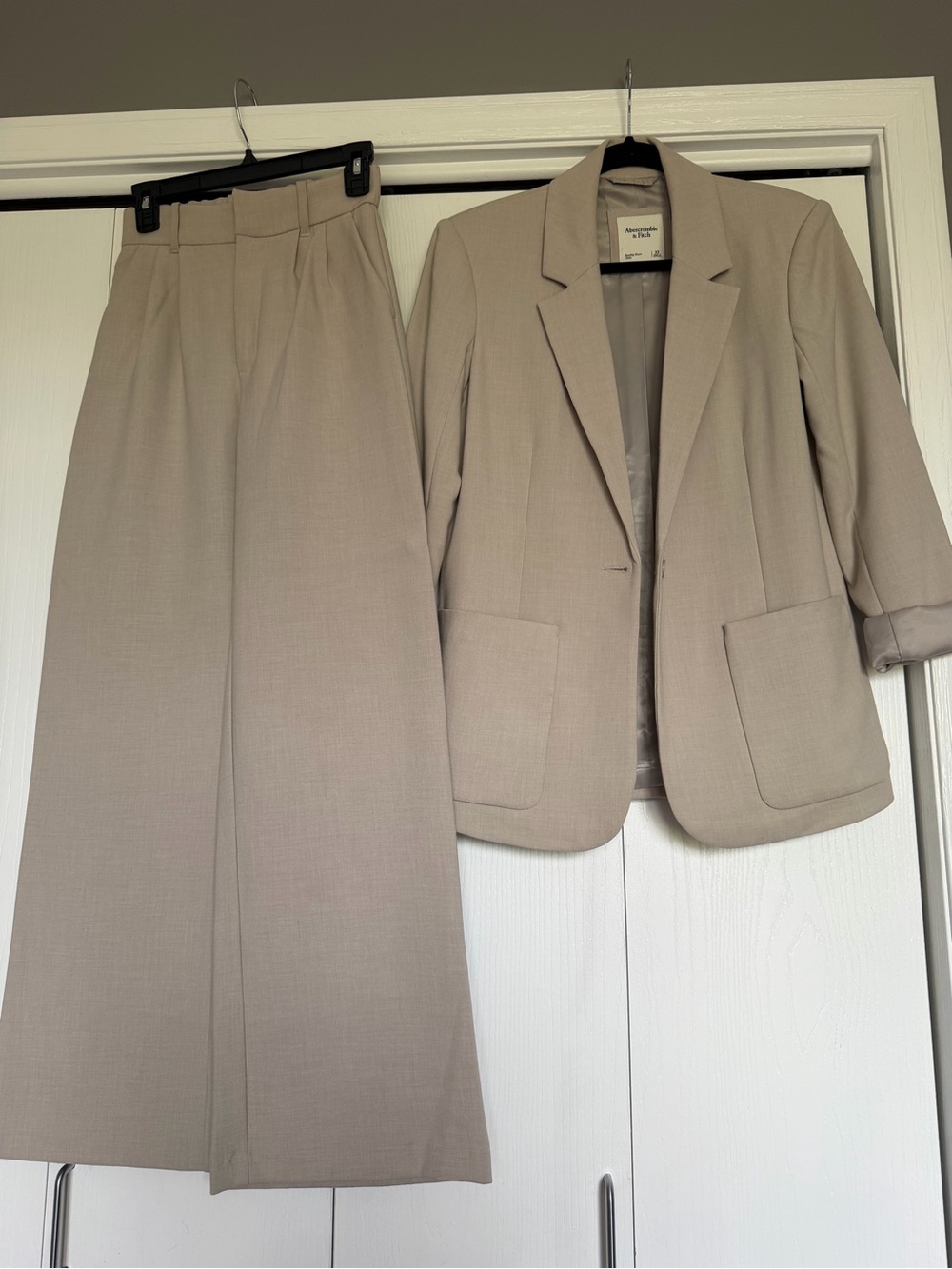 Abercrombie & Fitch Taupe Women's Blazer and Wide-Leg Trousers